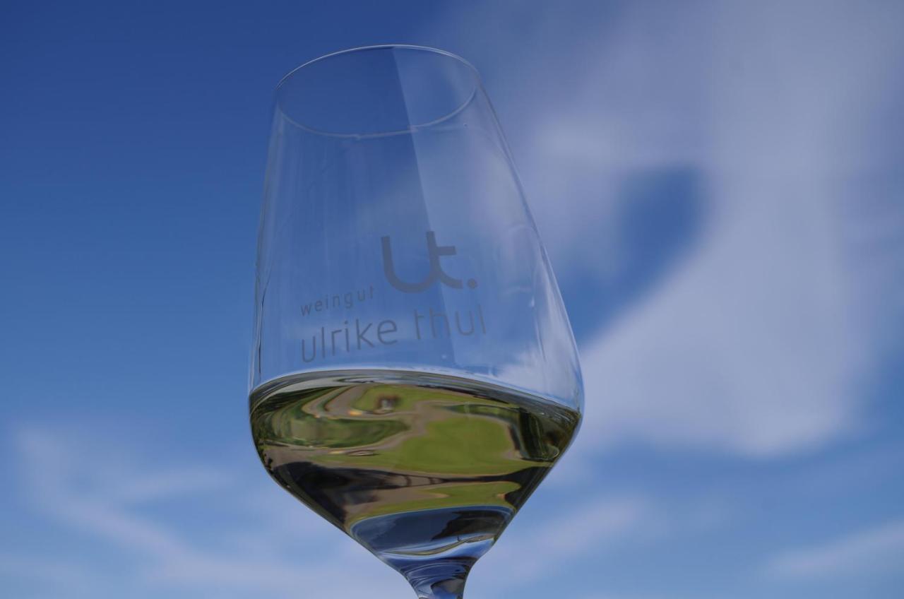 ライヴェンFerienweingut Ulrike Thulアパートメント エクステリア 写真